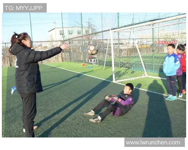 5月6日出生的足球天才们：从球场传奇到未来之星的成长历程