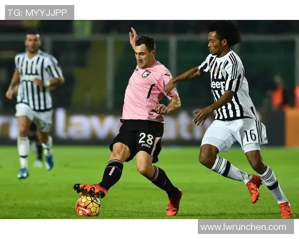 全球足球最具魅力球星前十排名 颜值与实力并存的足球偶像 全球足球最具魅力球星前十排名 颜值与实力并存的足球偶像