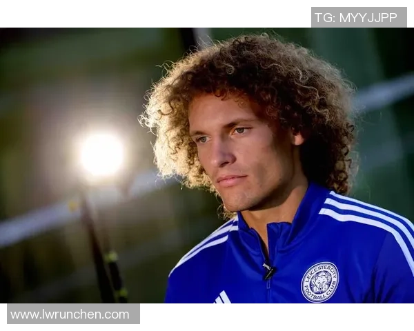 全球十大爆炸头足球球星盘点 谁的发型最具辨识度和个性 全球十大爆炸头足球球星盘点 谁的发型最具辨识度和个性