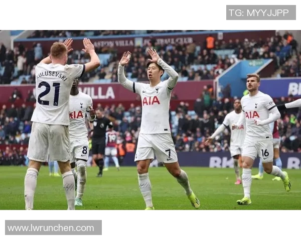 世界顶级高球大师：盘点足球界那些擅长精准挑球的超级球星